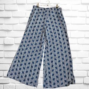 Escapada XL Navy Blue White Printed Resort Wear Flowy Palazzo Pants